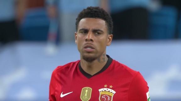 开云体育-东体：夏窗被取消报名的古斯塔沃已被列入海港亚冠报名名单