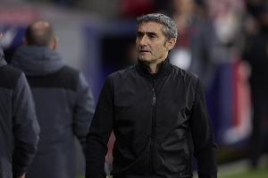 开云官网-西足协官方：不当抗议&amp;藐视裁判组，毕巴主帅巴尔韦德被禁赛4场