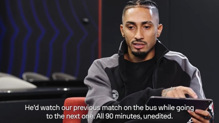 开云官网-昔日师徒！拉菲尼亚谈贝尔萨：他为足球而生，不管在哪都想着足球