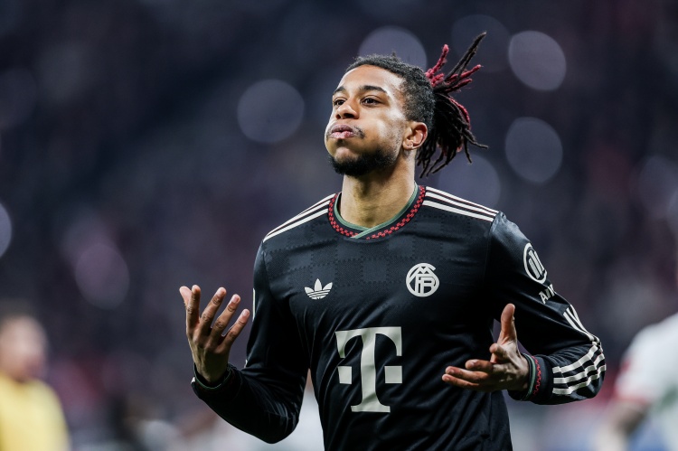 开云中国官网-德天空：奥利塞和迪奥曼德是利物浦今夏梦想目标，但签前者不现实